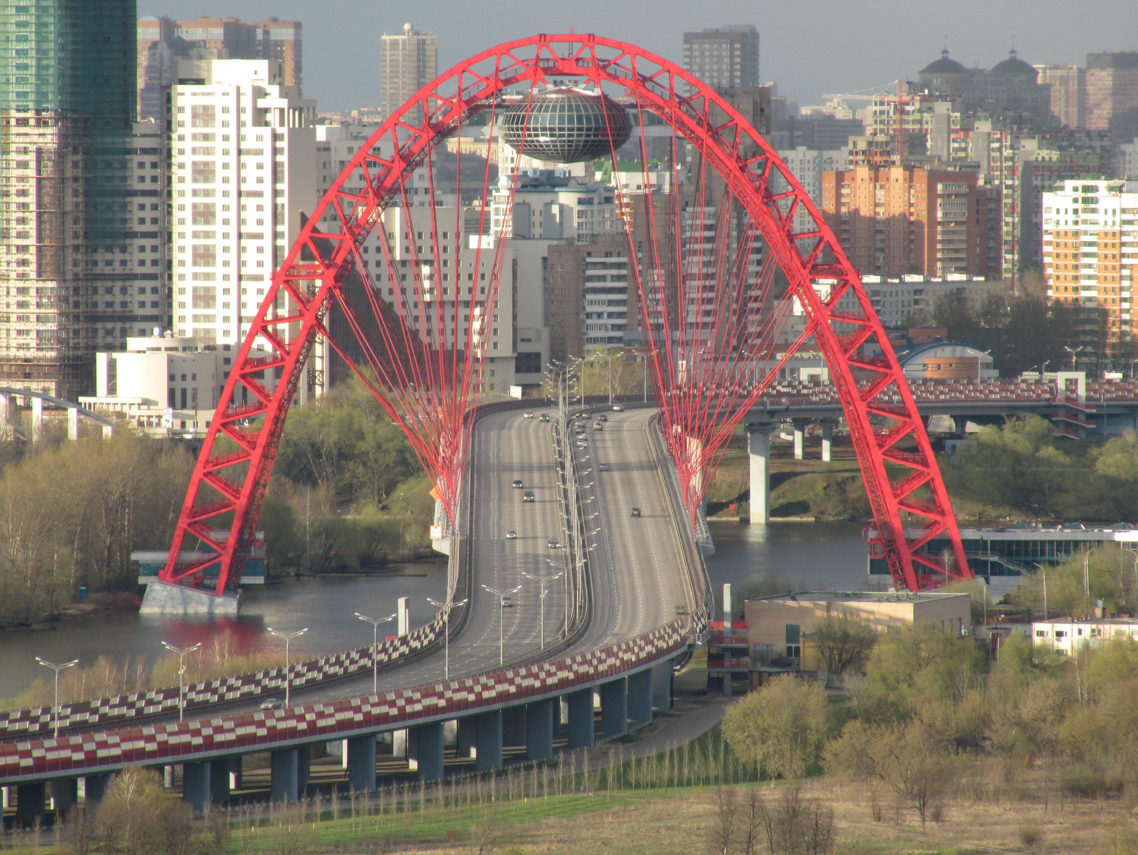 Живописный мост
